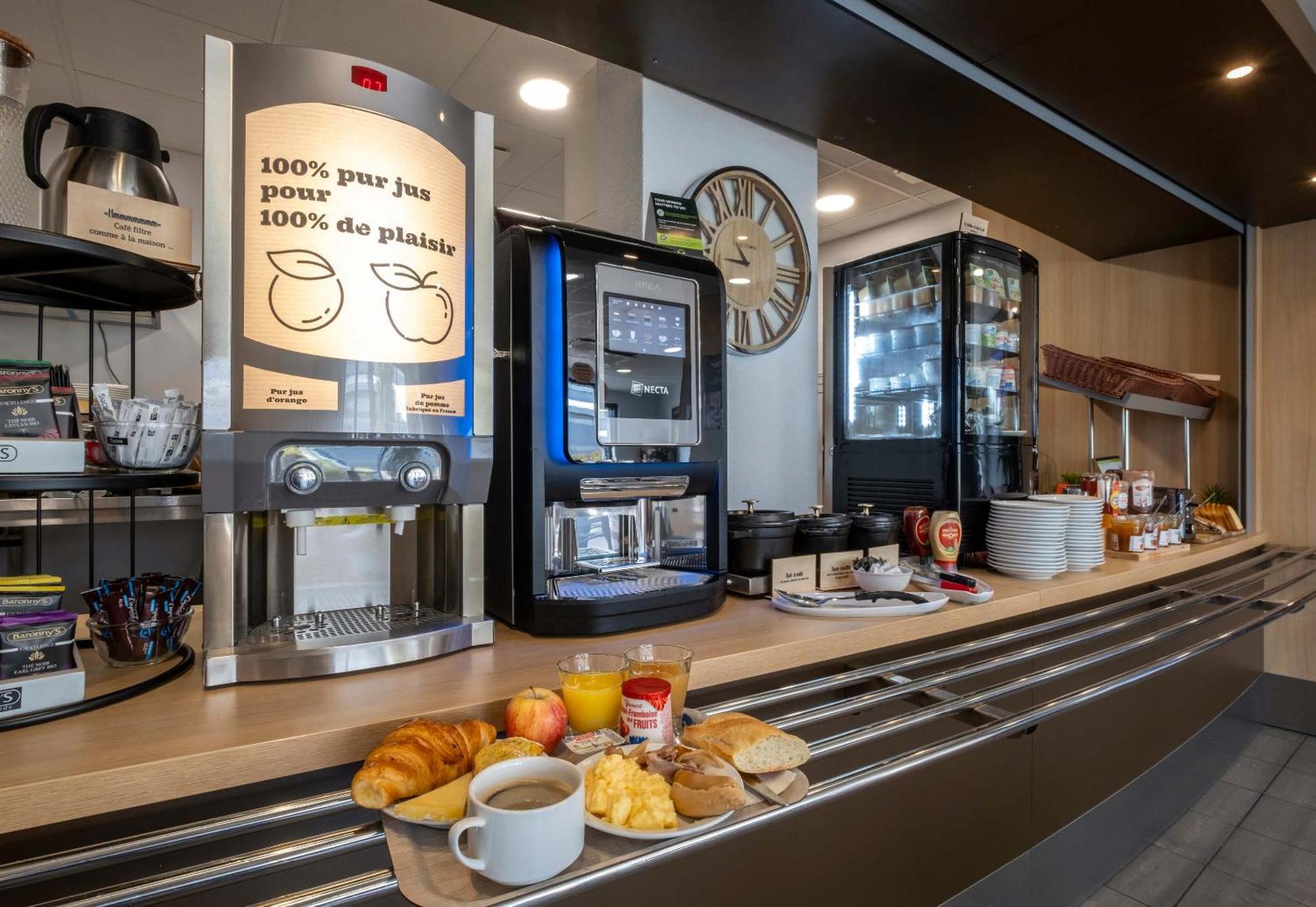 B&B Hotel Niort Marais Poitevin Est ภายนอก รูปภาพ